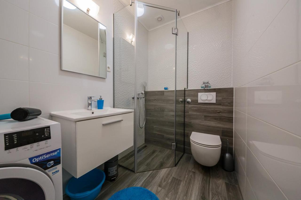 Lovely Apartments Каштела Екстер'єр фото